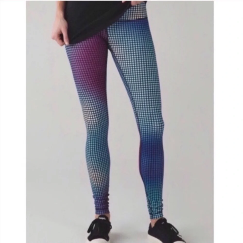 Lululemon Wunder Under cosmic dot om…
